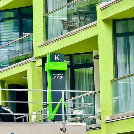Apartamento Lamera - Alezzi Langa Mare Cu Acces La Piscina, Jacuzzi, Sauna Si Sala De Fitness *