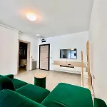 Apartment Lamera - Alezzi Langa Mare Cu Acces La Piscina, Jacuzzi, Sauna Si Sala De Fitness