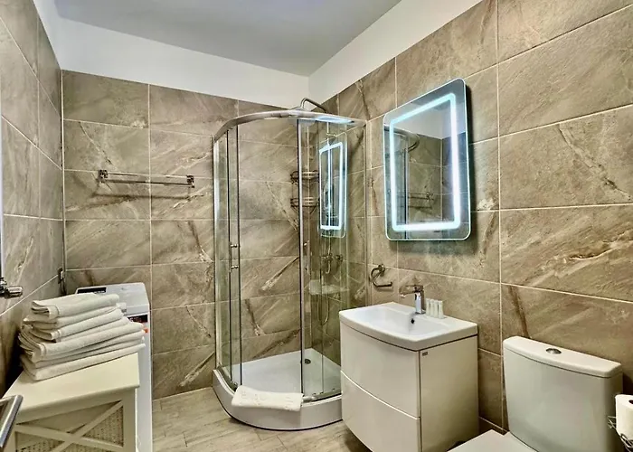 Alezzi - Lamera Năvodari