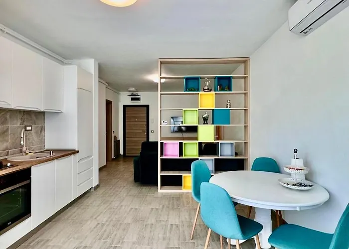 Apartman Lamera - Alezzi Langa Mare Cu Acces La Piscina, Jacuzzi, Sauna Si Sala De Fitness *